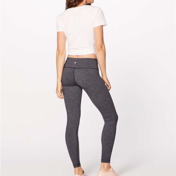 Lululemon Wunder Under Low-Rise
Tight 28 Luon Variegated Knit Heathered Black - Picture 2 of 9
